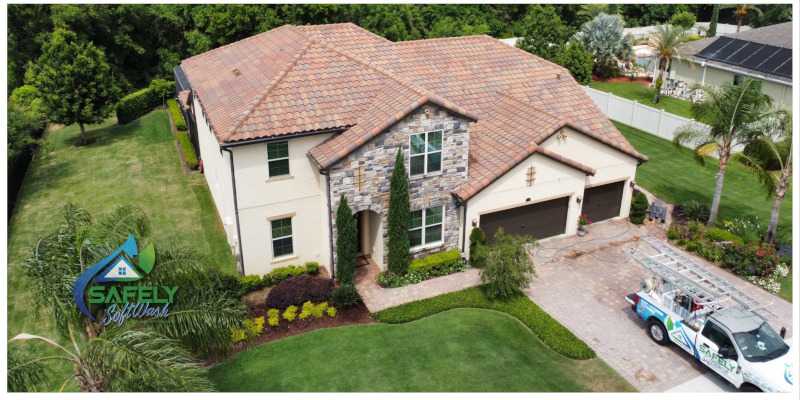 Roof Cleaning Companies in Montverde, Florida