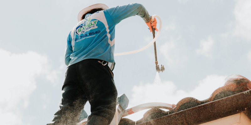 Roof Cleaning in Minneola, Florida