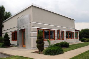 Exterior Commercial Cleaning: Clean Up Your Business with Softwashing