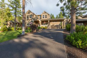 How to Avoid Damage when Driveway Washing